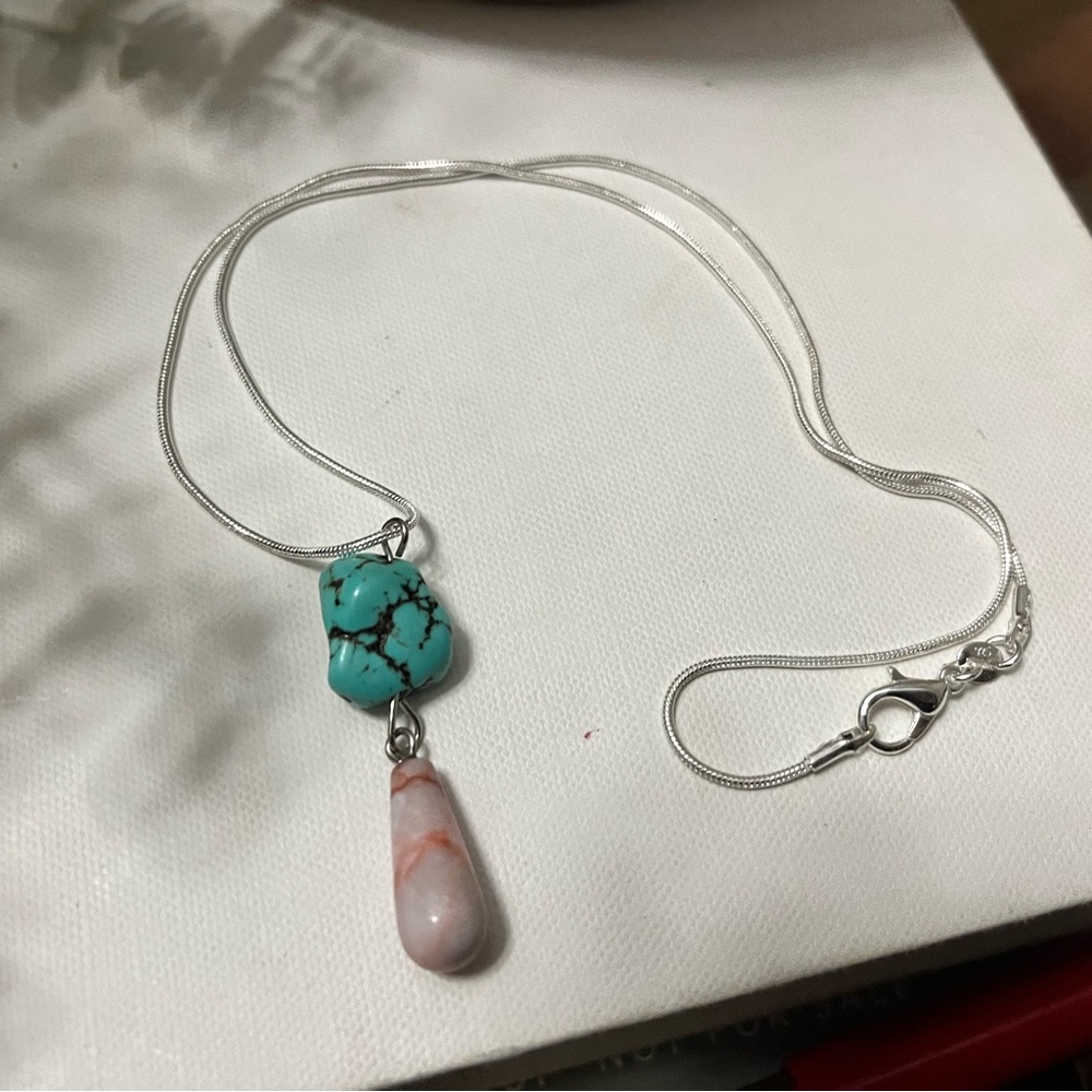 TURQUOISE AND RED VEINED JASPER NECKLACE